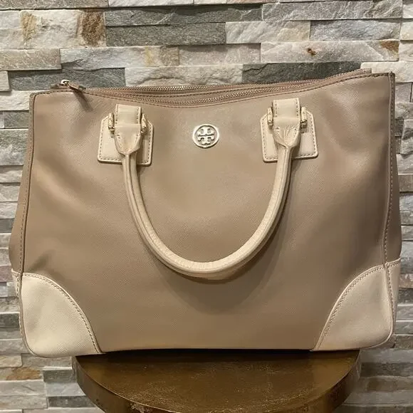 Tory Burch Robinson Double Zip Tote, Rare Color | Oatmeal Ivory Saffiano Leather - Picture 2 of 15
